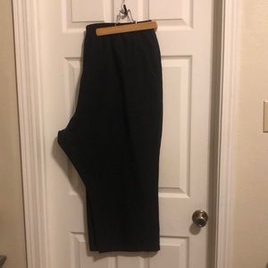 5X Cherokee boxer style scrub pants. Black